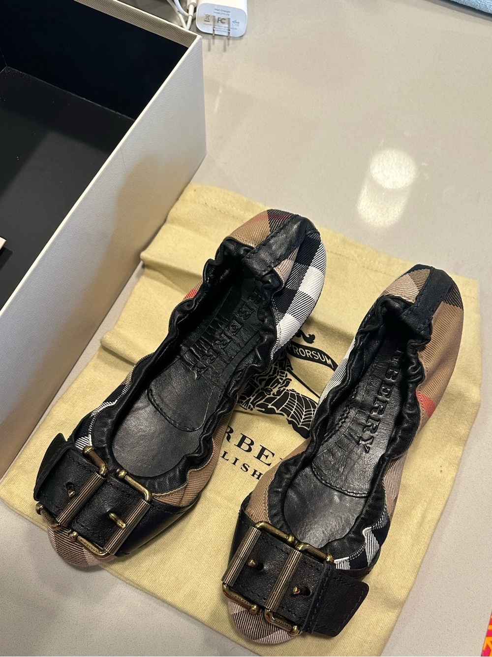 Burberry Black and Tan Vintage Check Buckle Ballet Flats